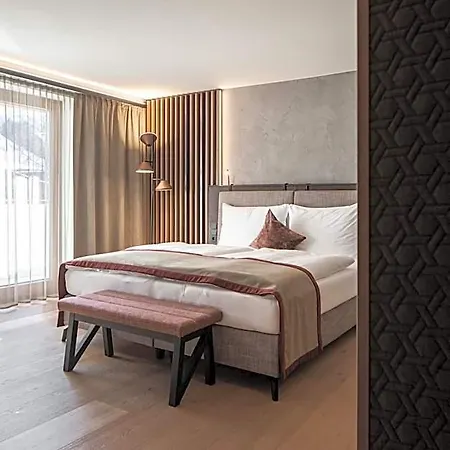 Hotel Salzburg-3