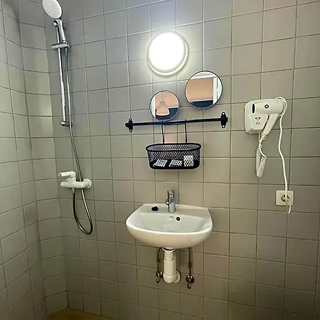 Hotel Heb-3