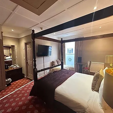 The Tudor Hotel-3