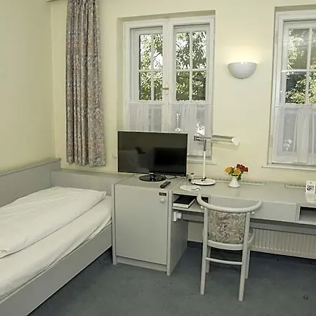 Hotel Gautinger Hof - Ruhig im Fünf-Seen-Land nahe S-Bahn und München-3