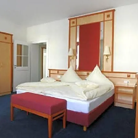 Alte Reichsbank-2