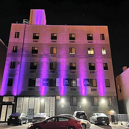 King Hotel Brooklyn Sunset Park-2