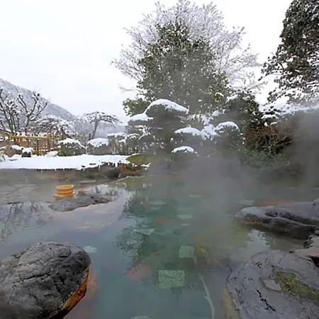 Onsen Ryokan Yusakaso-2