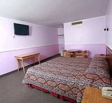 Meadowbrook Motor Lodge-2