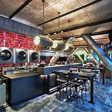 Intercontinental Hotels Shanghai Wonderland By Ihg-3