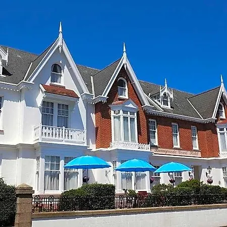 Runnymede Court Hotel-3
