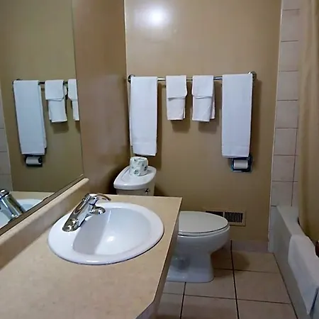 Kingsway Inn-2