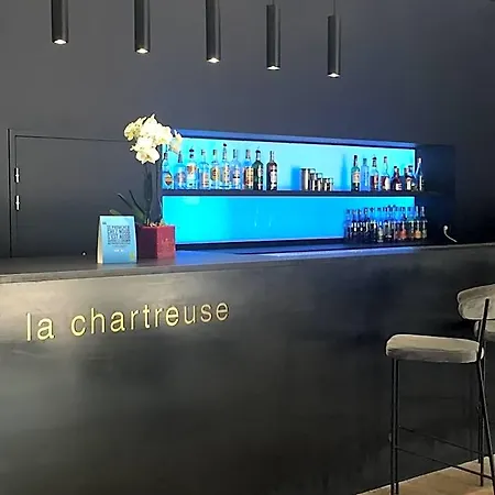 Hôtel Restaurant La Chartreuse Logis de France-3