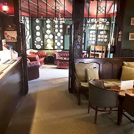 Langport Arms Hotel-2