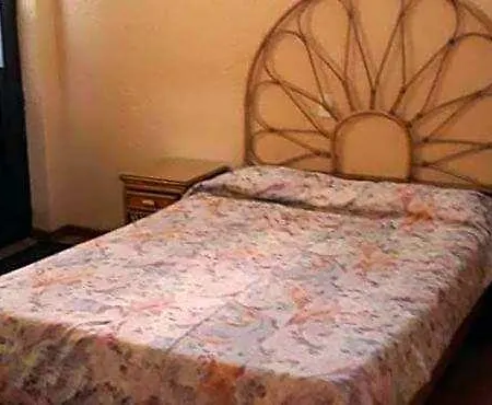 Hotel Canadá-3