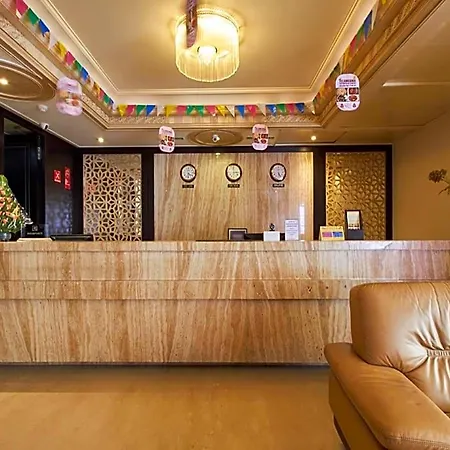 Royal Reve Hotel-2