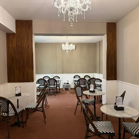Gran Hotel Dakar-3