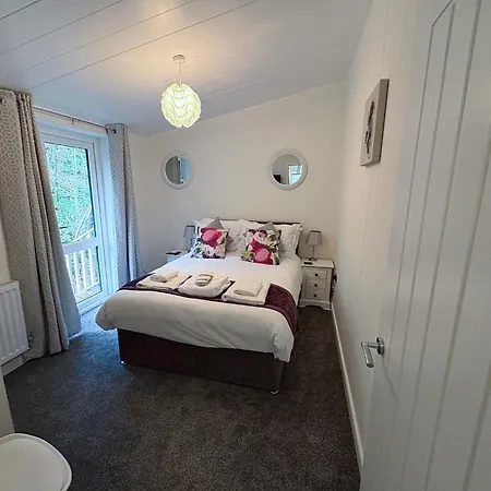 Meadows End Lodges-3