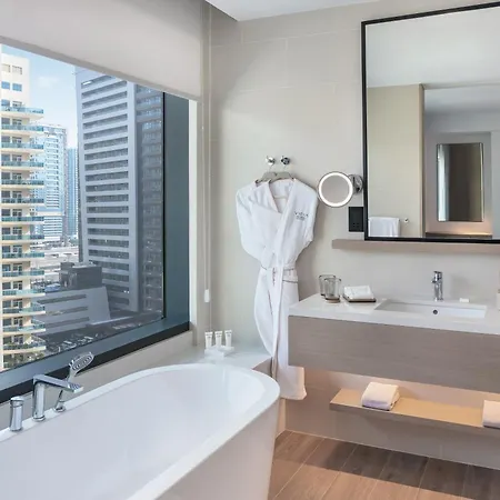 Vida Dubai Marina & Yacht Club-2