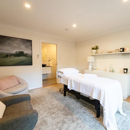 The Lodge Jamberoo-2