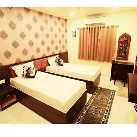 Anand Kanan-3