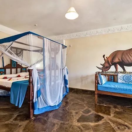 Jumbo Club Watamu-2