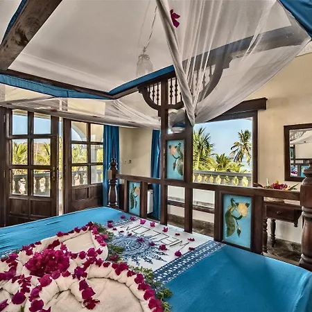 Jumbo Club Watamu-2