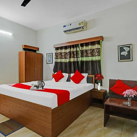 Hotel O Avi Gust House-3