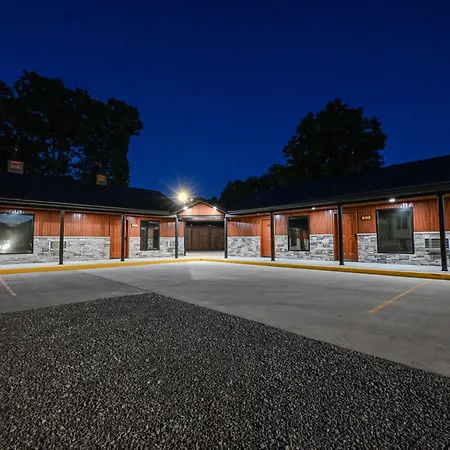 Benton Motel-2