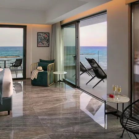 Mercure Larnaca Beach Resort-3