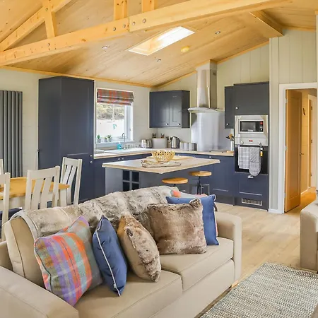 Thirlestane Woodland Lodges-2