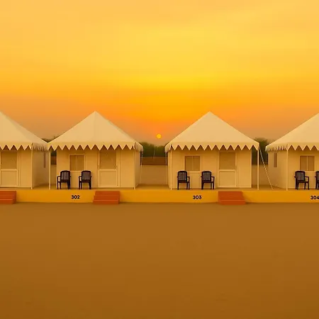 Melody Moon Desert Camp-2