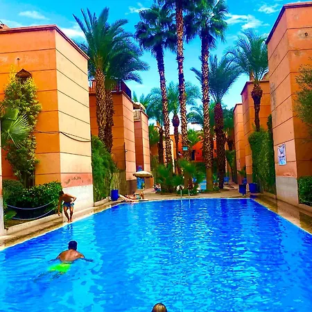 Riad Kamal prés Medina Marrakech&3 Piscines&Jacuzzi&Petit-Déjeuner-3