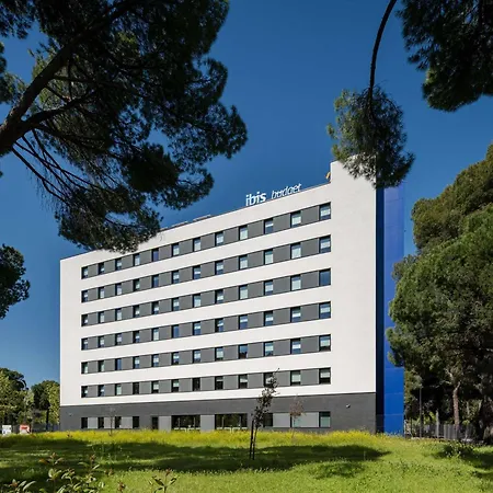 Ibis Budget Madrid Aeropuerto-3