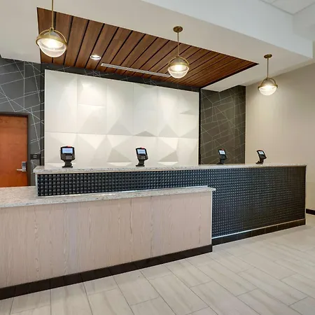 Drury Plaza Hotel Cincinnati Florence-3