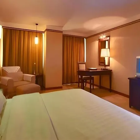 Friendship Hotel-2