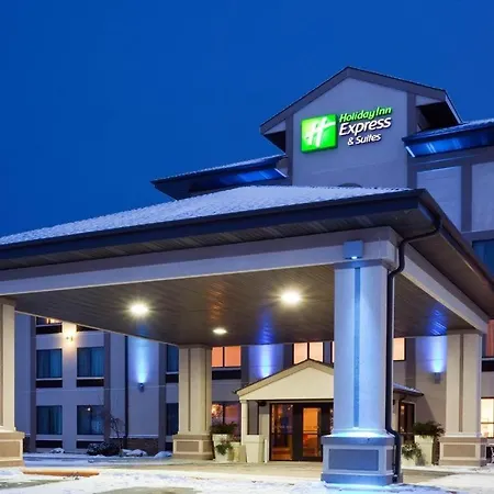 Holiday Inn Express & Suites Winner By Ihg-2