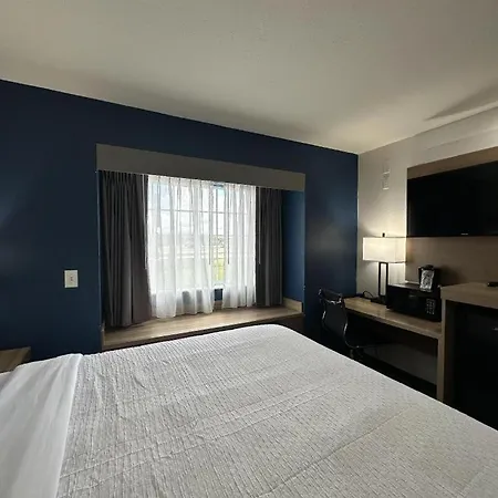 Best Western Red River Lodge Fargo Nd-3