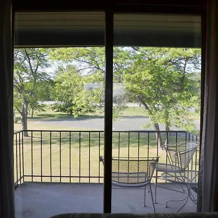 Birchwood Inn-3