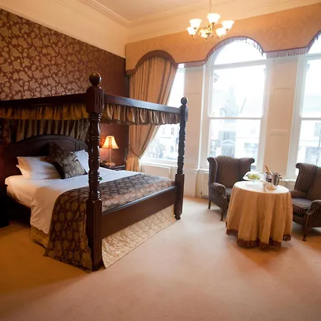 Westenra Arms Hotel-3