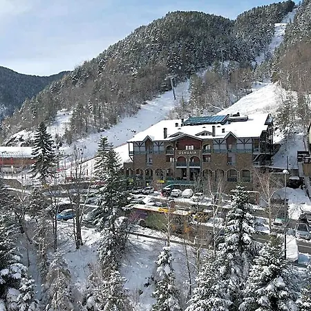 Hotel Crest-3