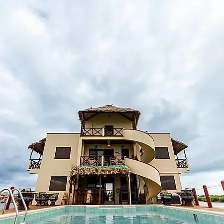 Lina Point Belize Overwater Resort-3