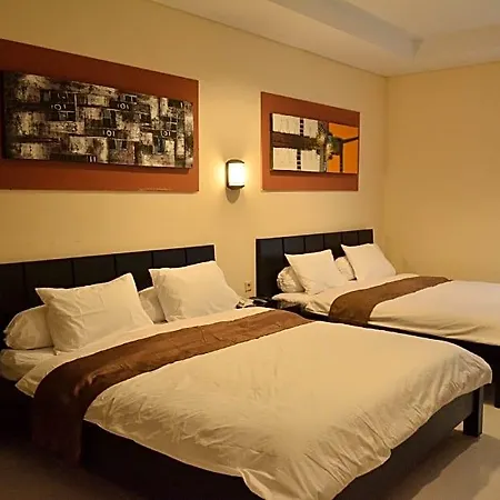Chorus Family Homestay-2