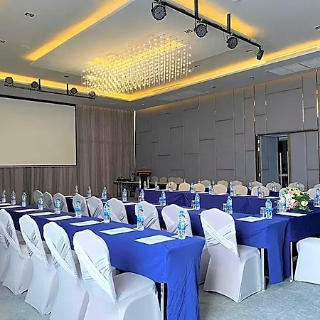 De Prime Rangnam Hotel-2