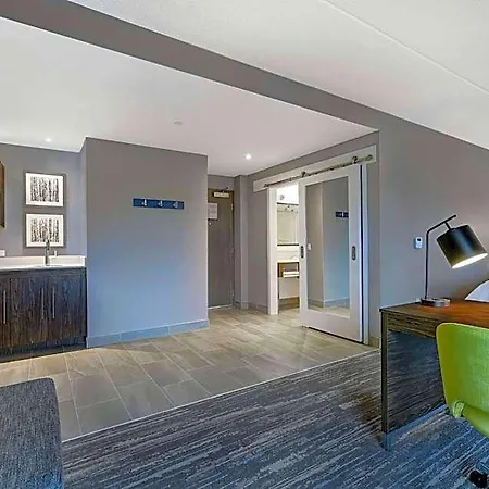 Hampton Inn By Hilton Peterborough, Ontario-2