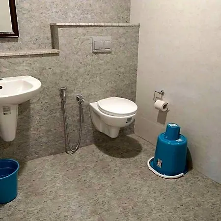 Hotel Ur Comforts-2