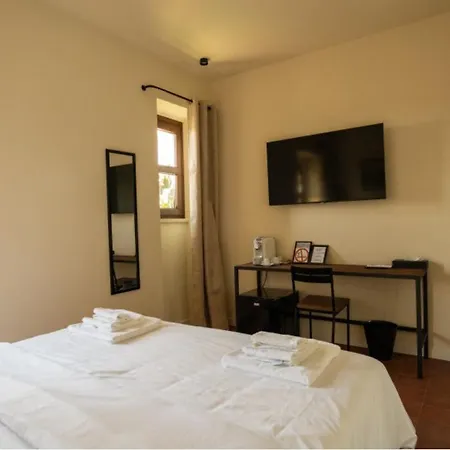 Tenuta del Duca Fiumicino Locanda e Hostaria Guest House-3