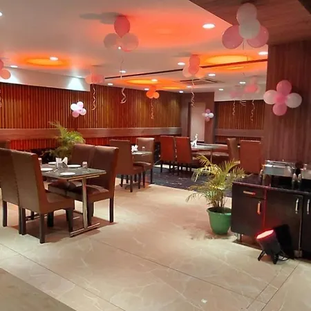 Sparsh Hotel & Resort-3