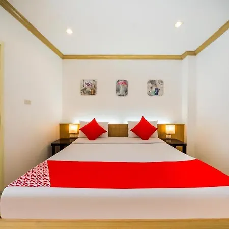 Oyo 232 Patong City Hometel-3