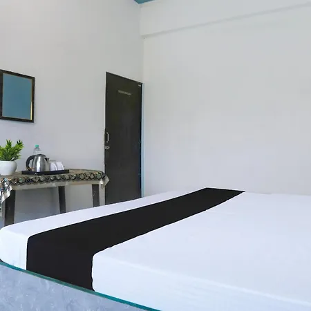 Hotel O By Oyo Samrat Hotel-3
