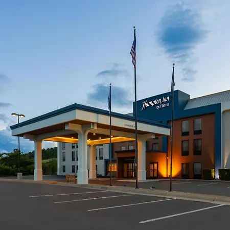 Hampton Inn Staunton-2