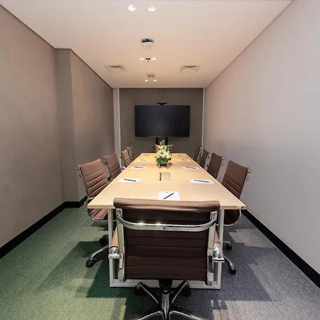 Holiday Inn Dubai Jumeirah Village Circle By Ihg-2