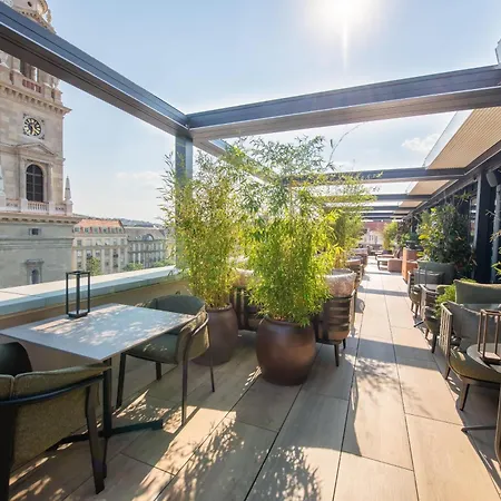 Radisson Collection Hotel, Basilica Budapest-3