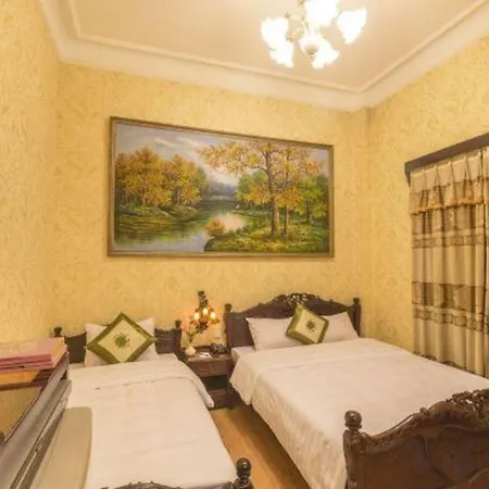 Dragon Hotel-2