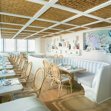 Unframed, Miami Beach, Autograph Collection-3